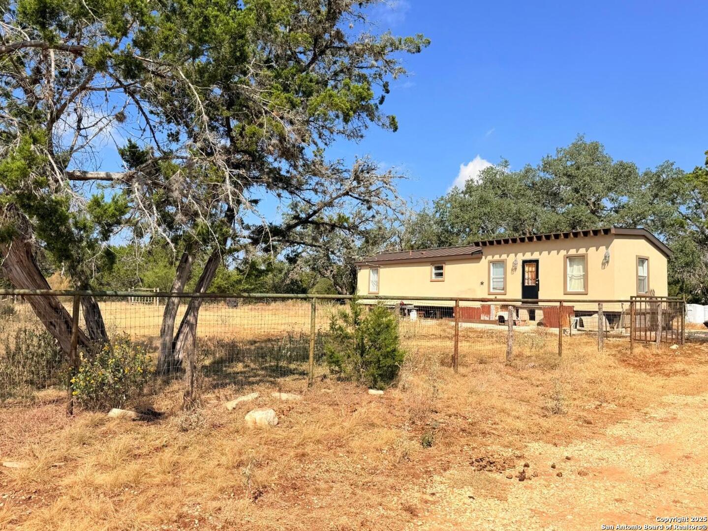230 Juniper Ln