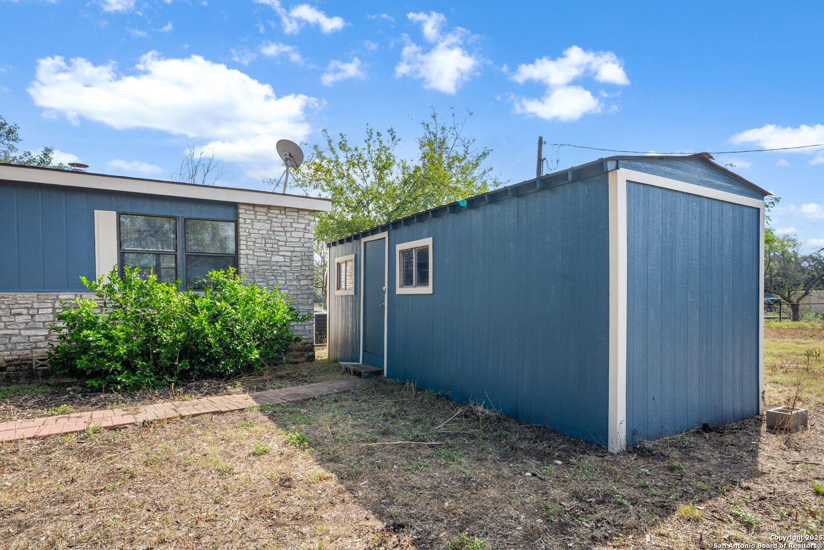 132 County Road 469