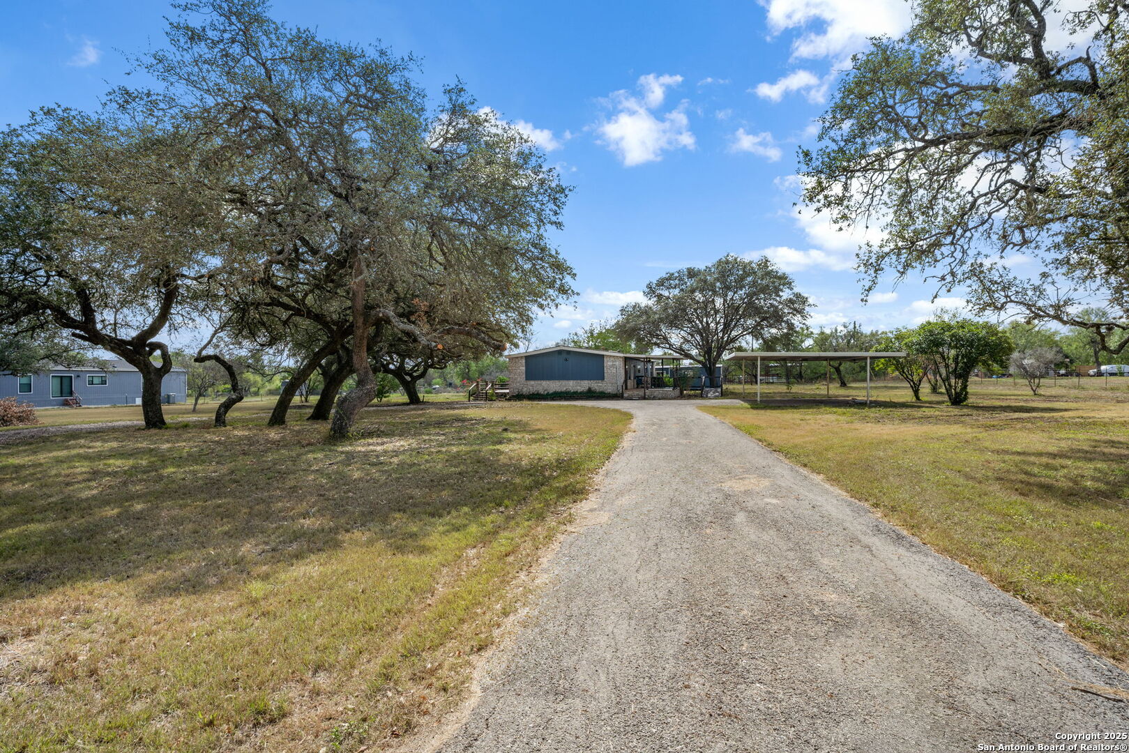 132 County Road 469