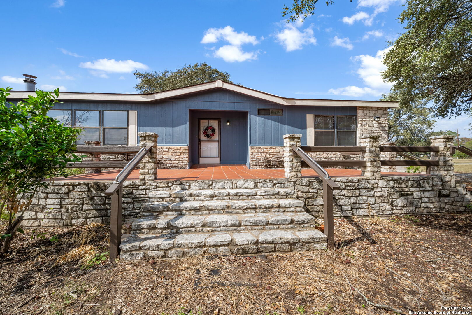 132 County Road 469