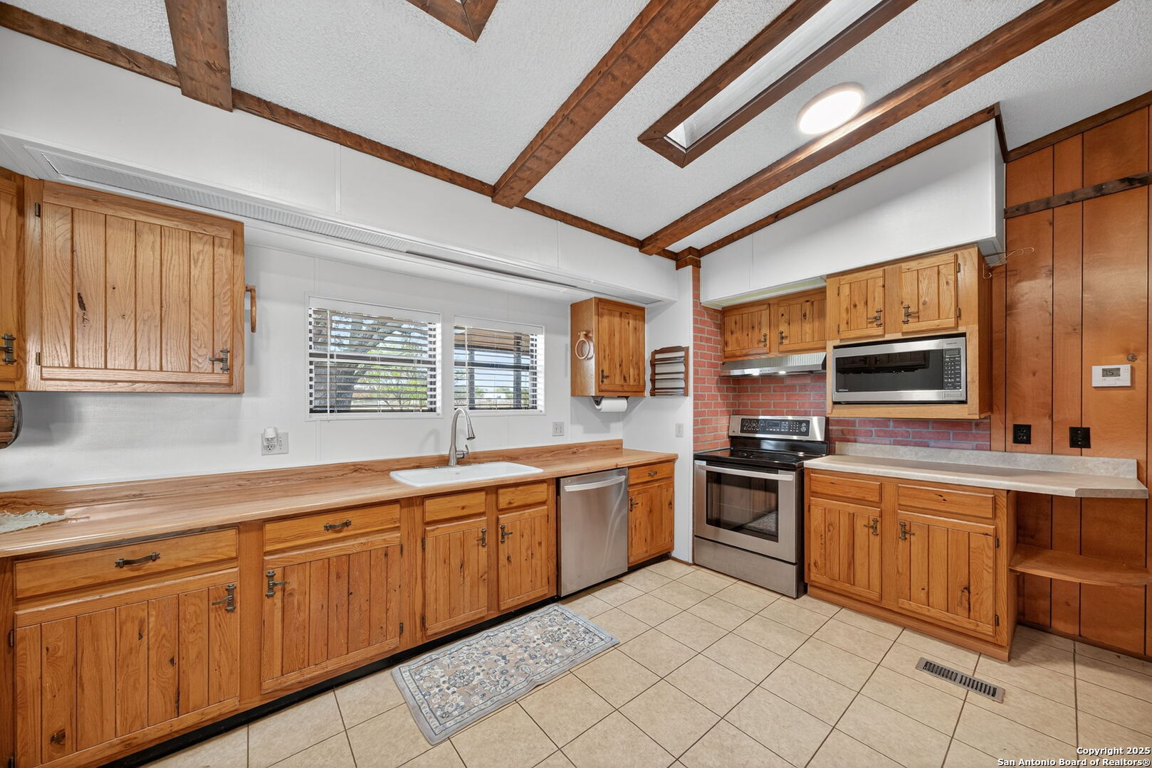 132 County Road 469