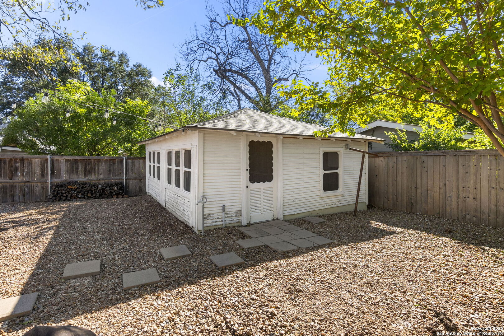 620 E Myrtle