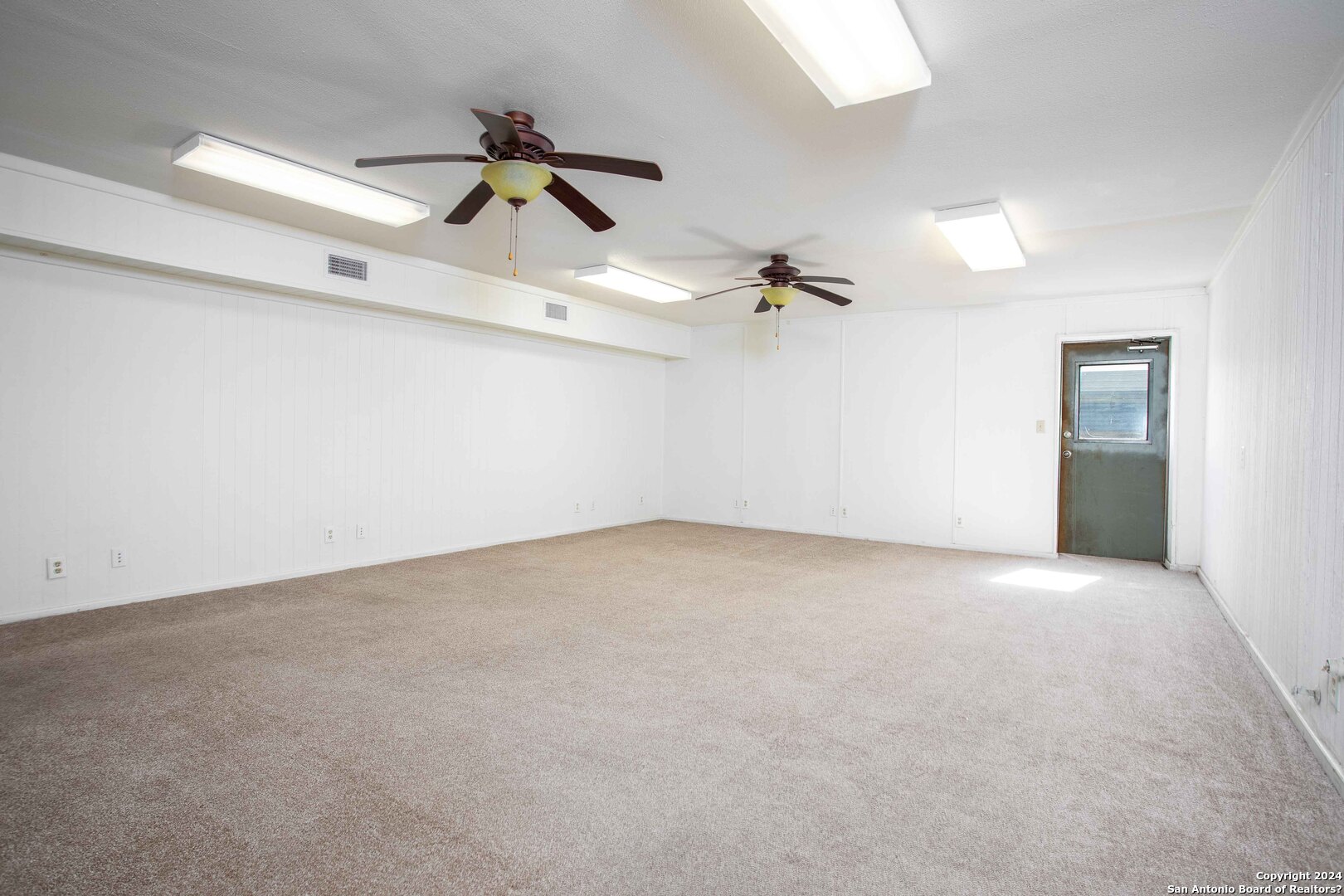 000 Industrial Boulevard