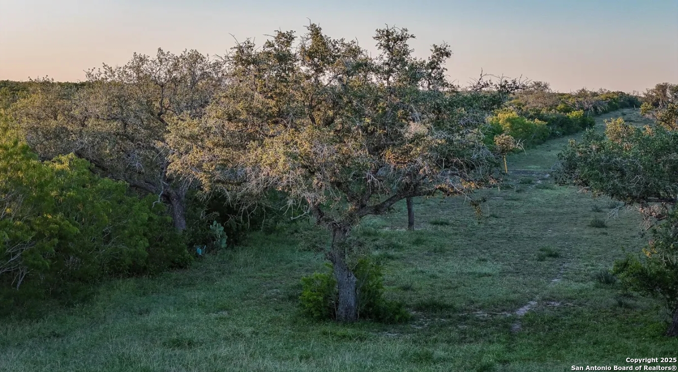 000 County Line Rd # 120