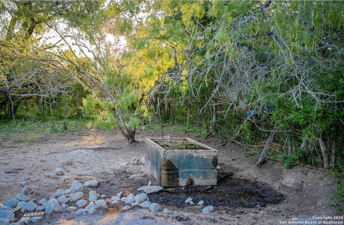 000 County Line Rd # 120