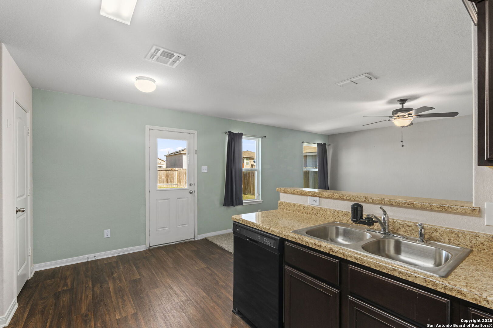 12355 Mahoney Mill