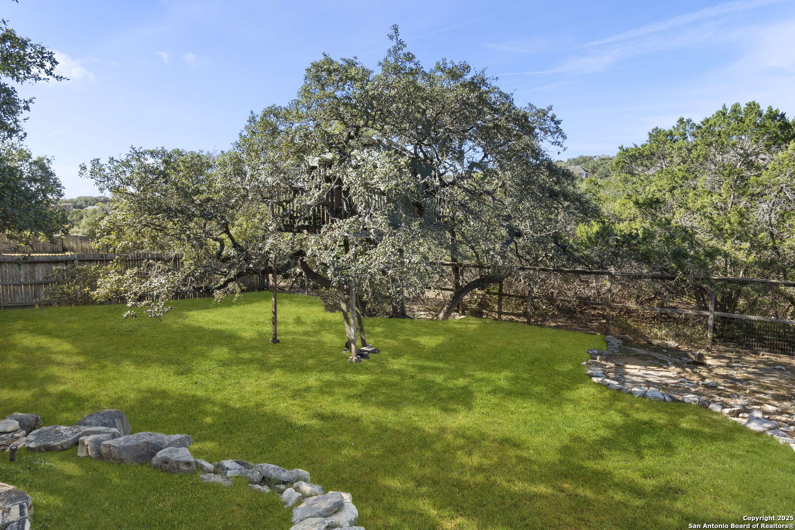 22415 Roan Forest