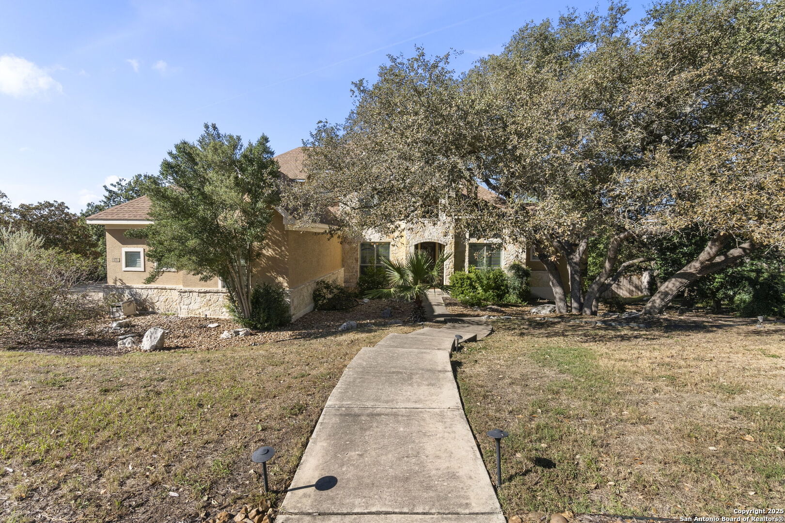 22415 Roan Forest