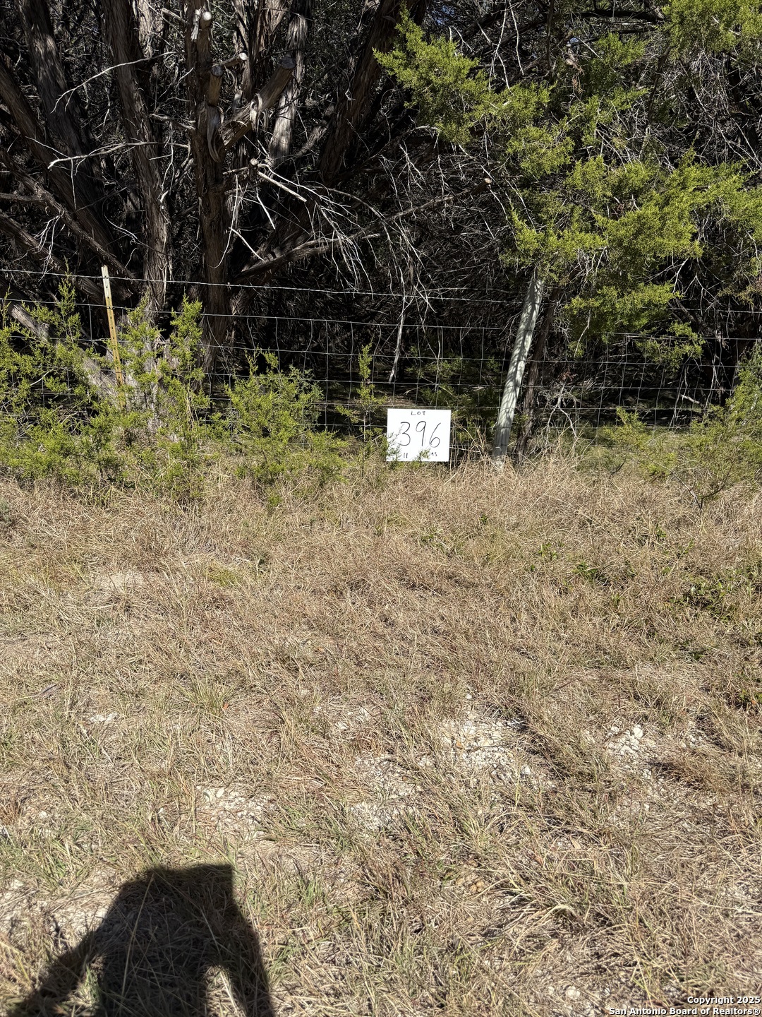 (LT) 396 Forest Trail Drive