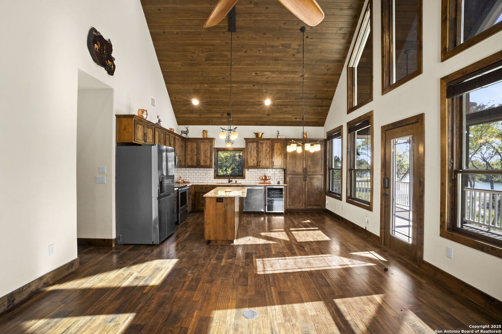 3615 Riverside Dr.