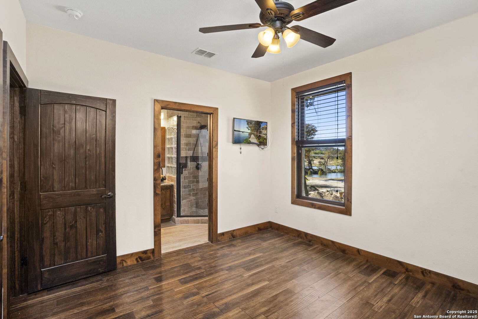 3615 Riverside Dr.