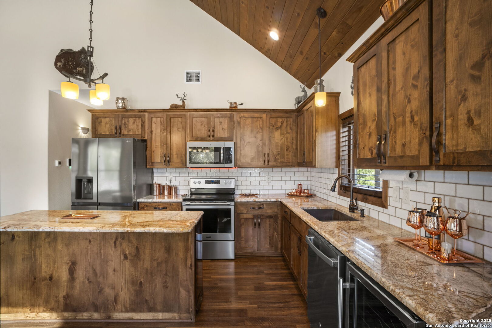 3615 Riverside Dr.