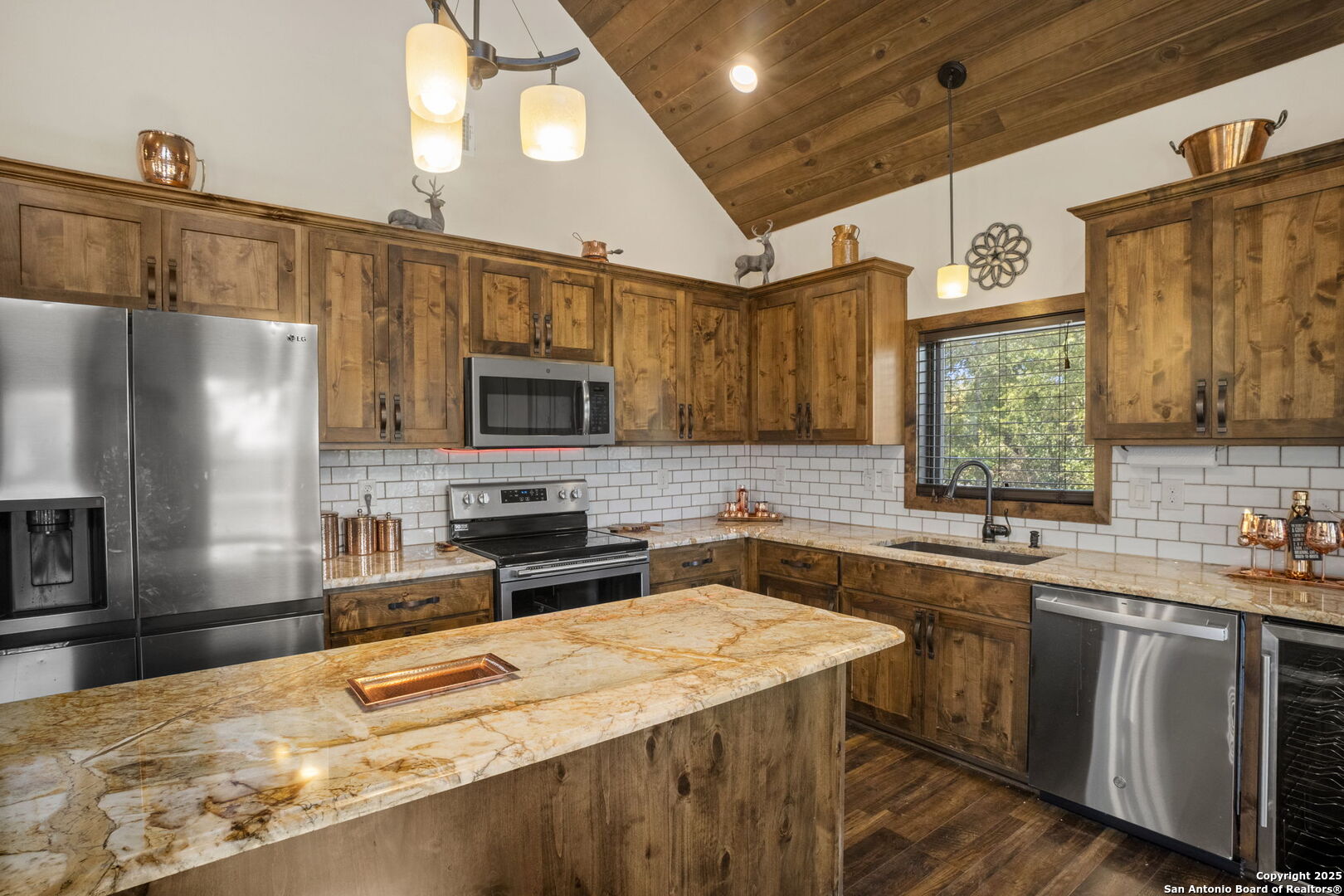 3615 Riverside Dr.