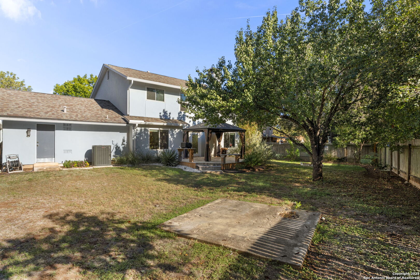 13735 Forest Rock