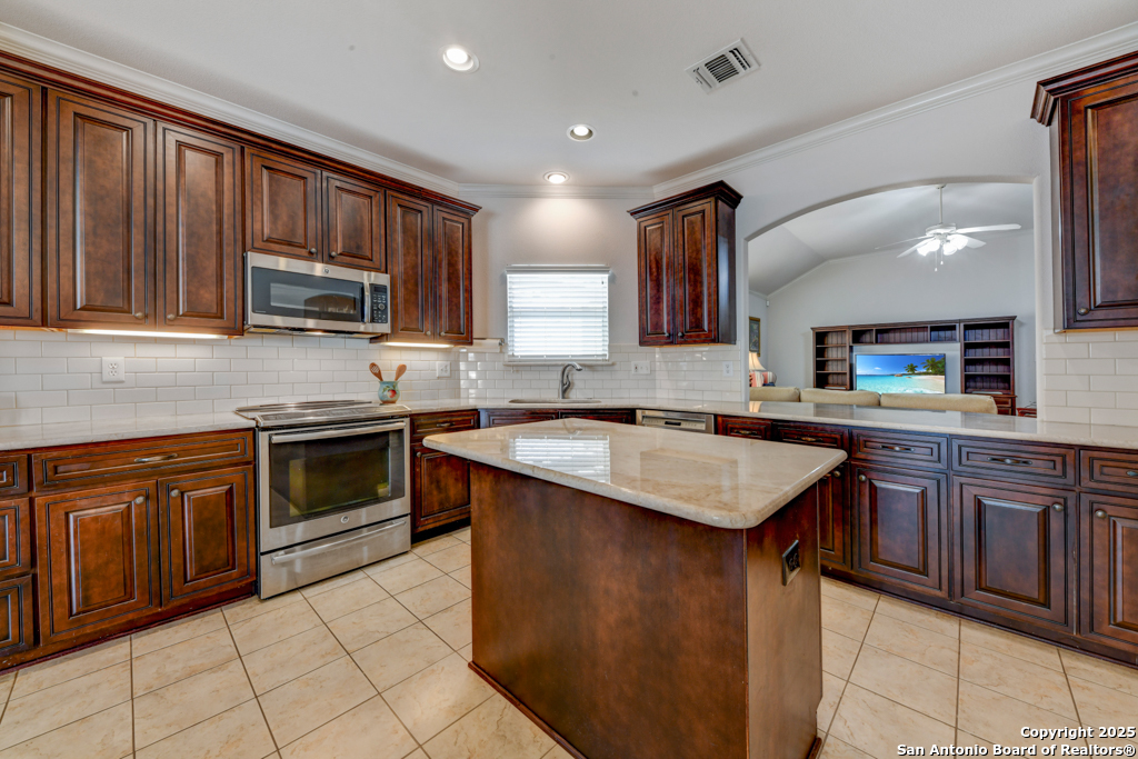 7519 Eagle Ledge