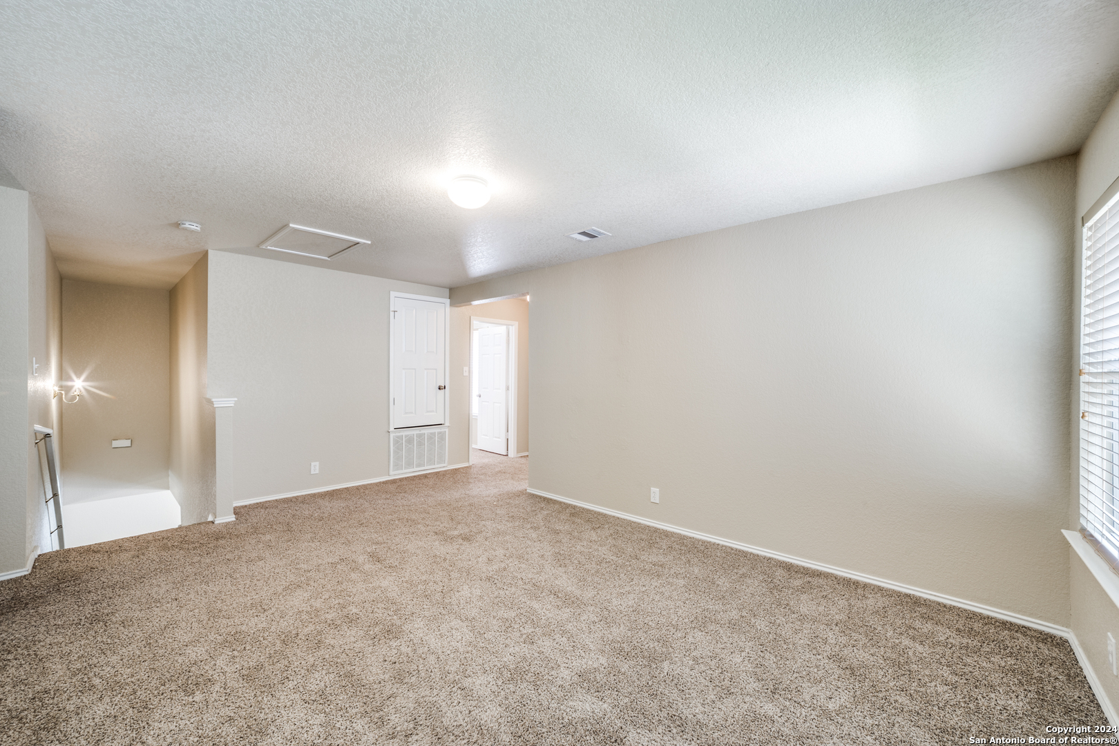 2815 BANDBURY OAK