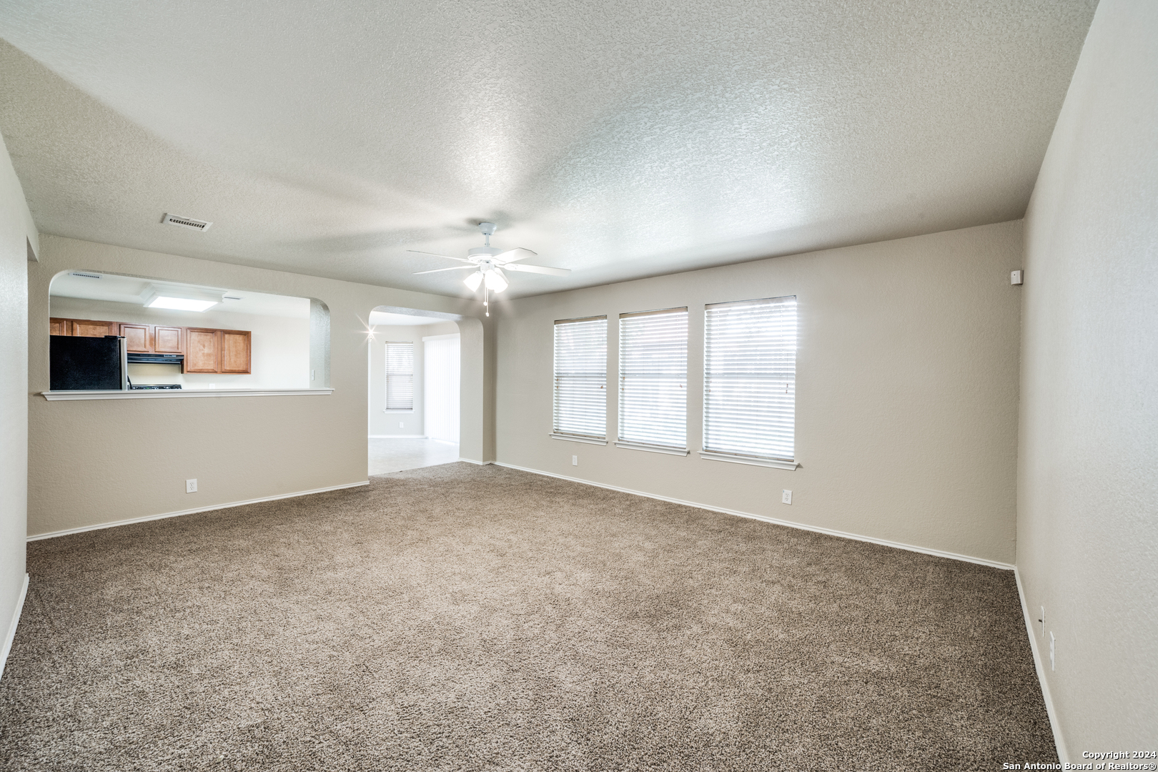 2815 BANDBURY OAK
