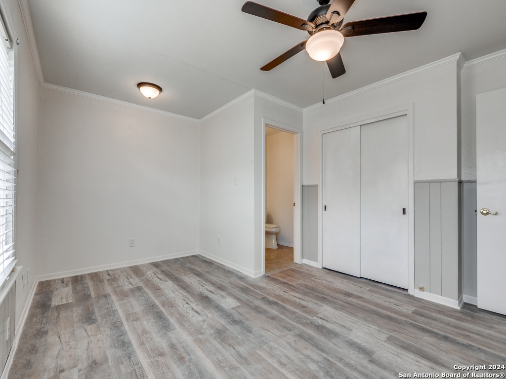 215 MIDLAND DR