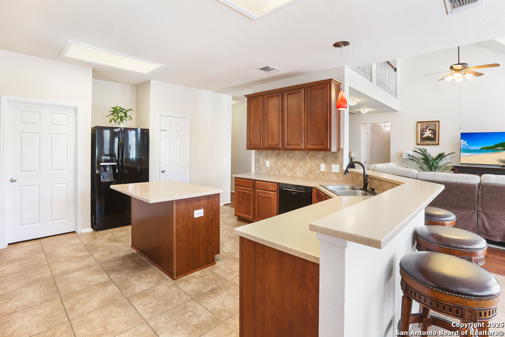 4726 River Rock