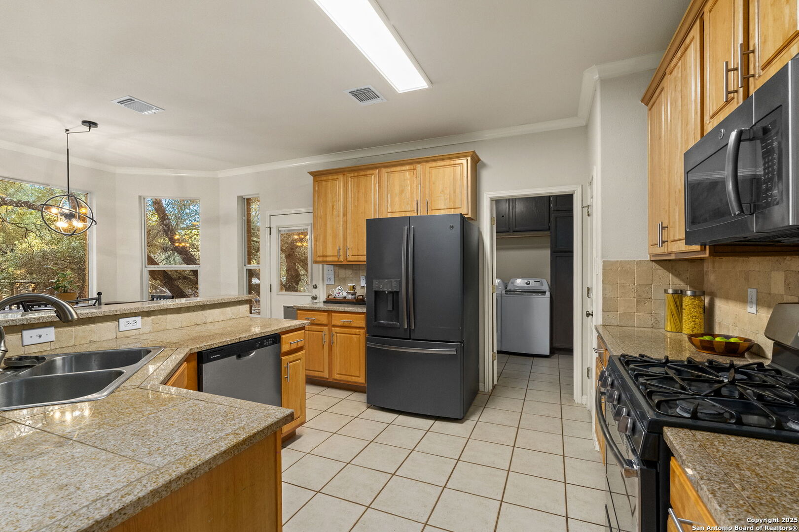 9119 Cap Mountain Dr