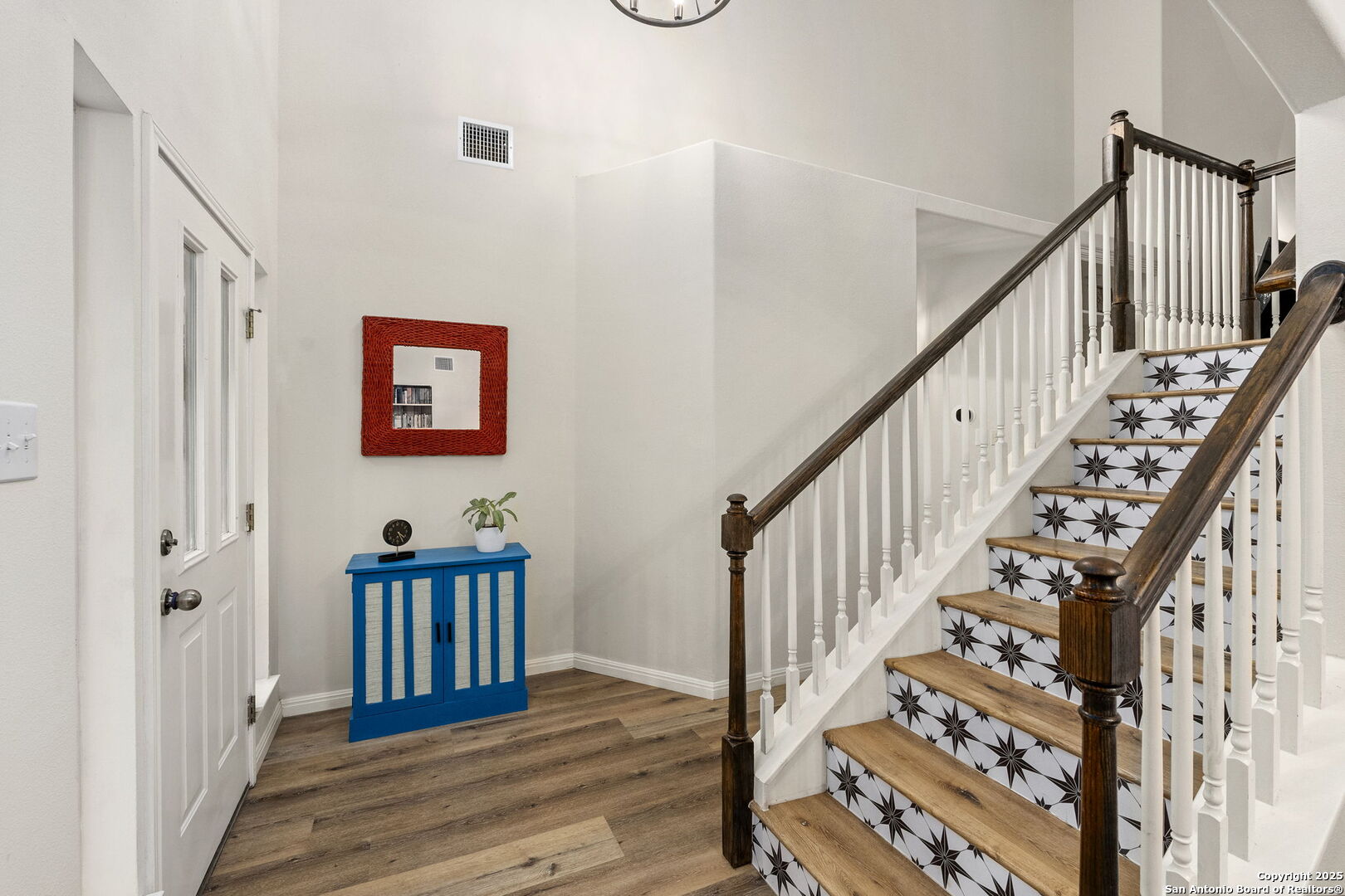 9119 Cap Mountain Dr