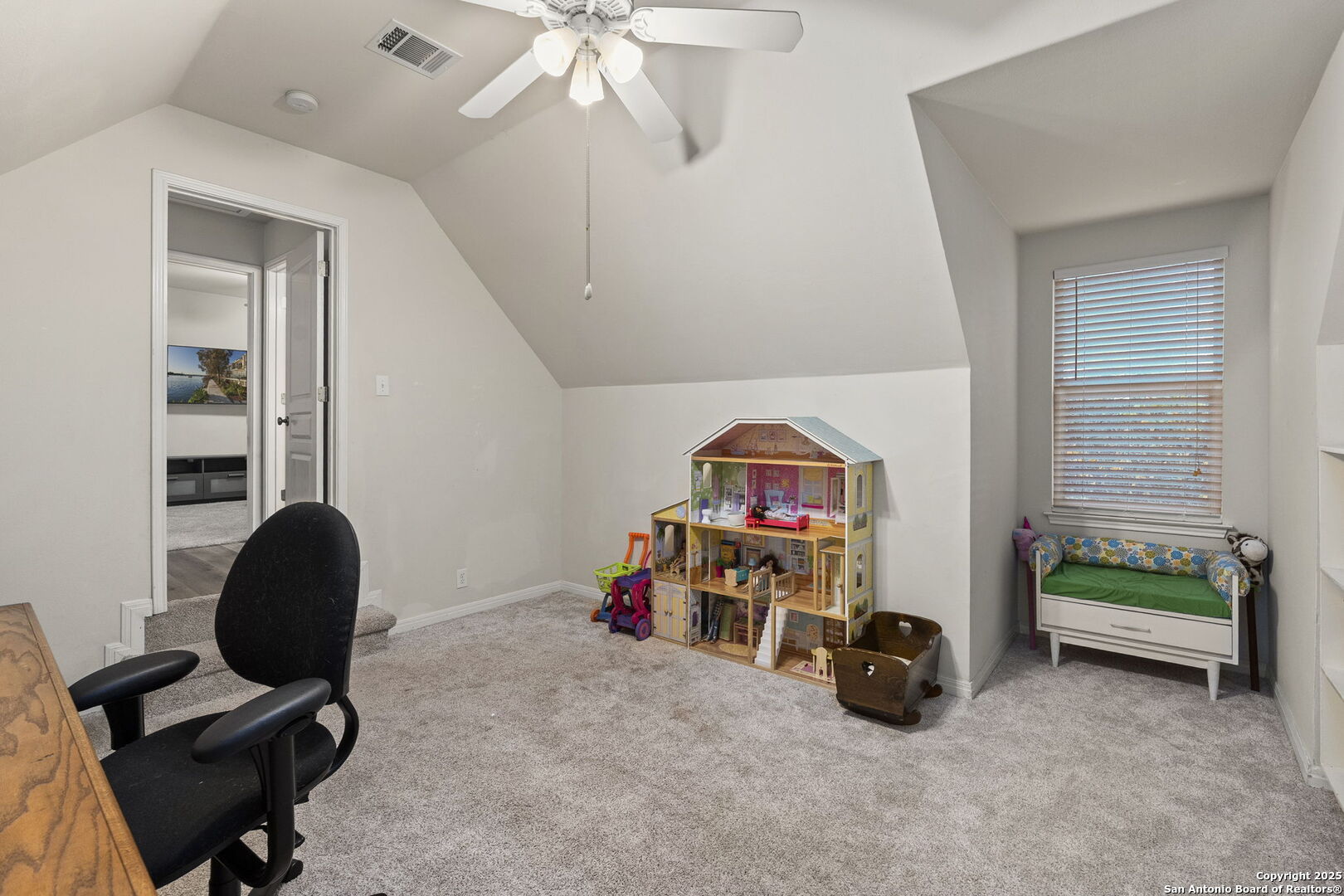 9119 Cap Mountain Dr