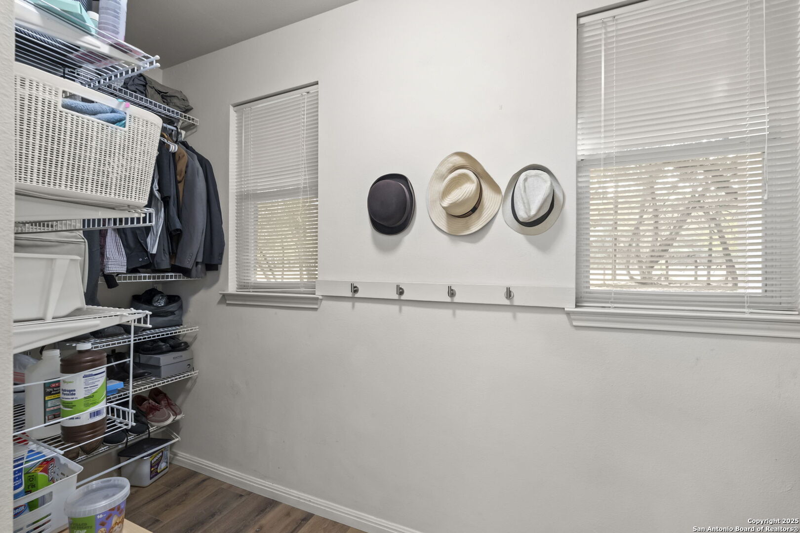 9119 Cap Mountain Dr