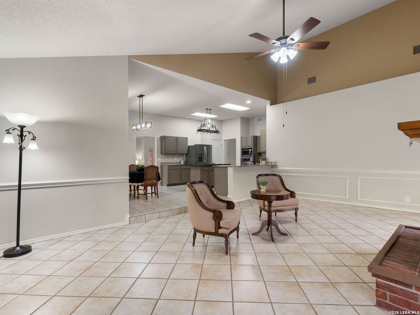 5854 Woodridge Oaks