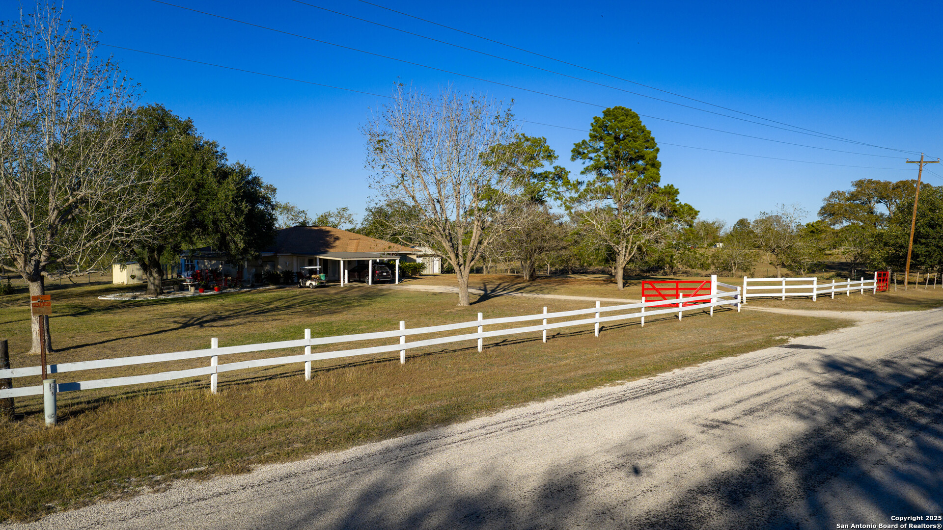 380 Clinton Rd