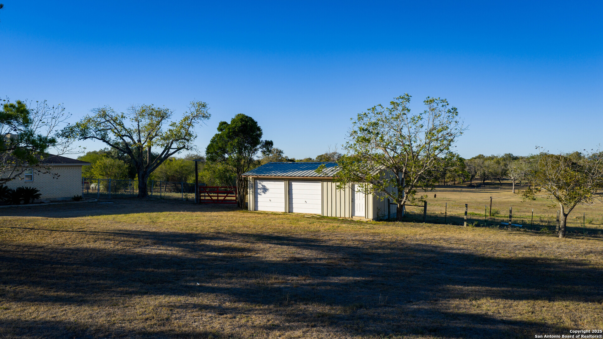 380 Clinton Rd