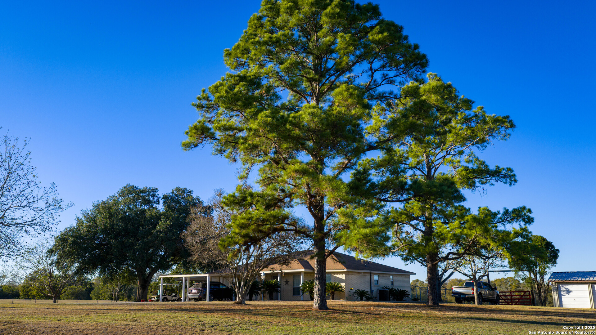 380 Clinton Rd