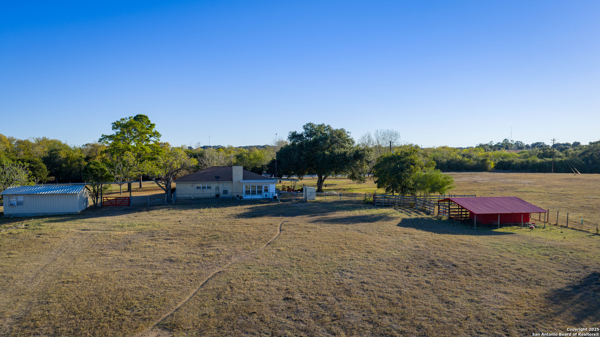 380 Clinton Rd