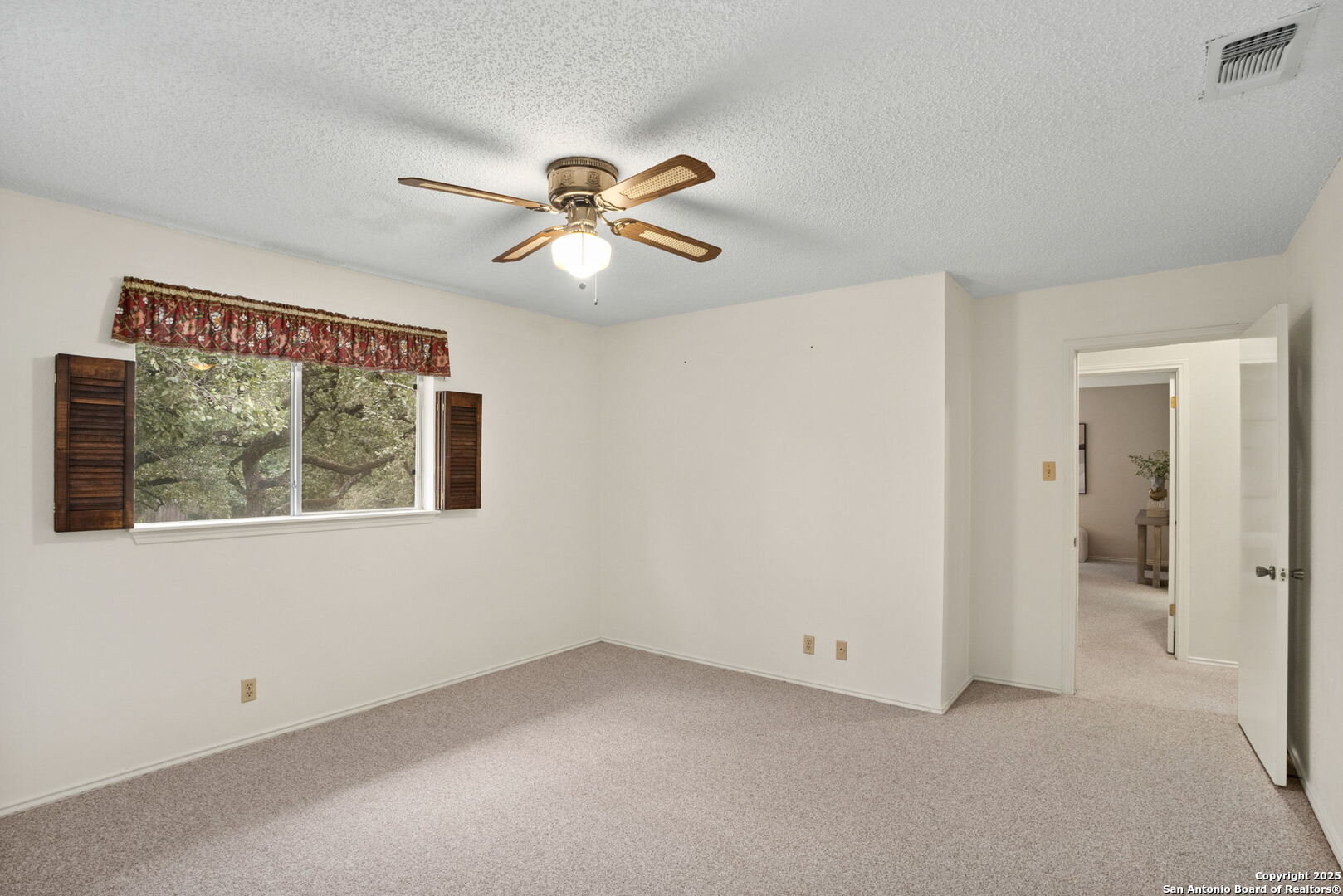 2527 Cedar Glen