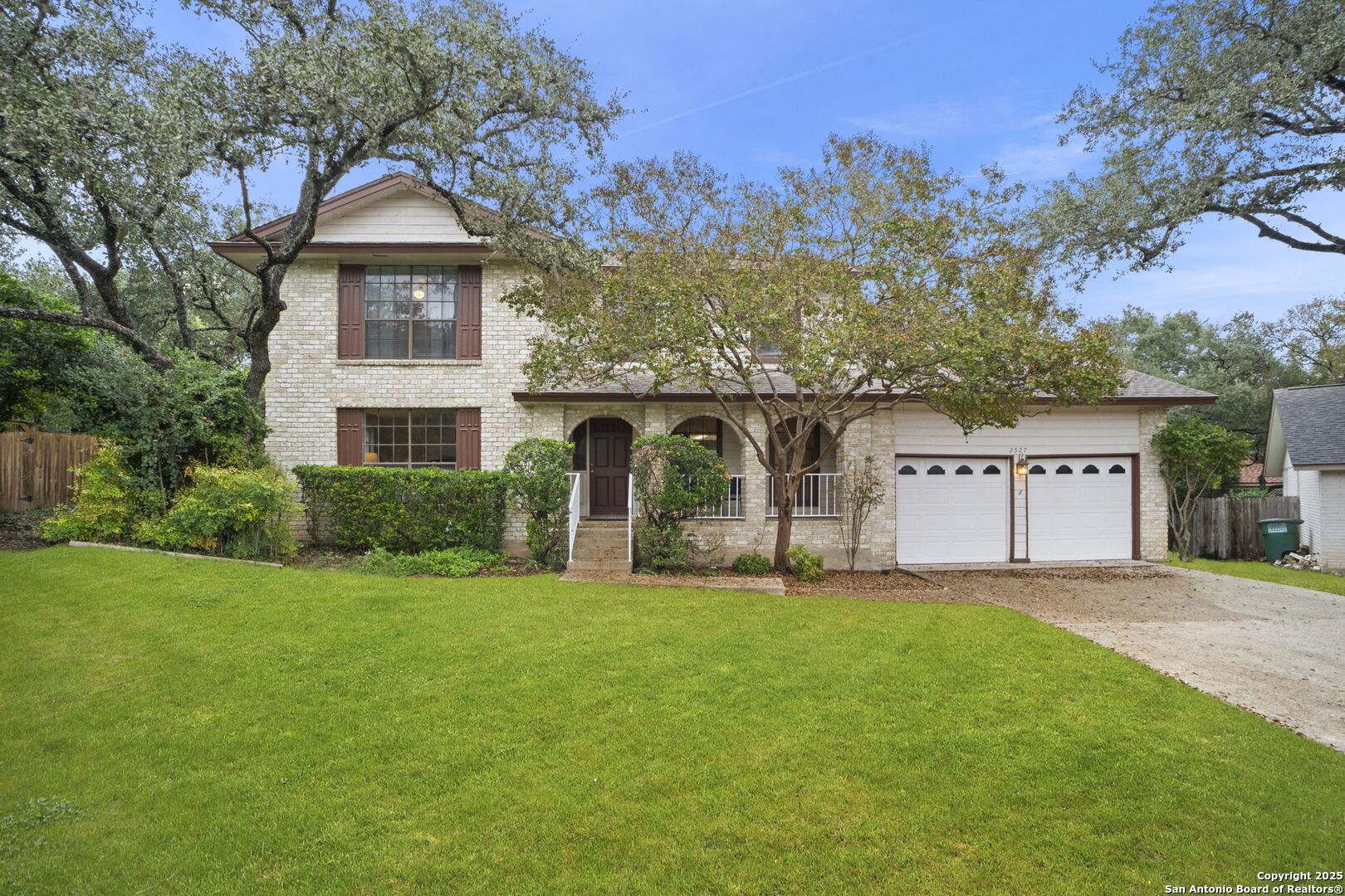 2527 Cedar Glen