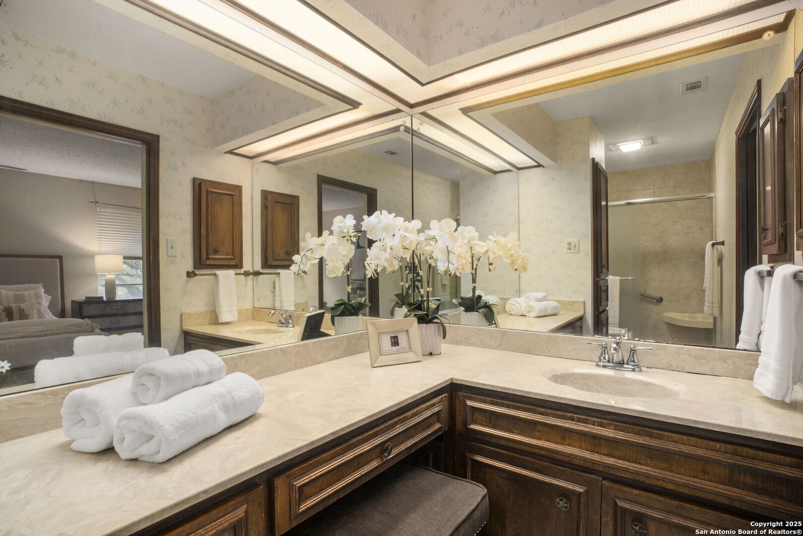 2527 Cedar Glen