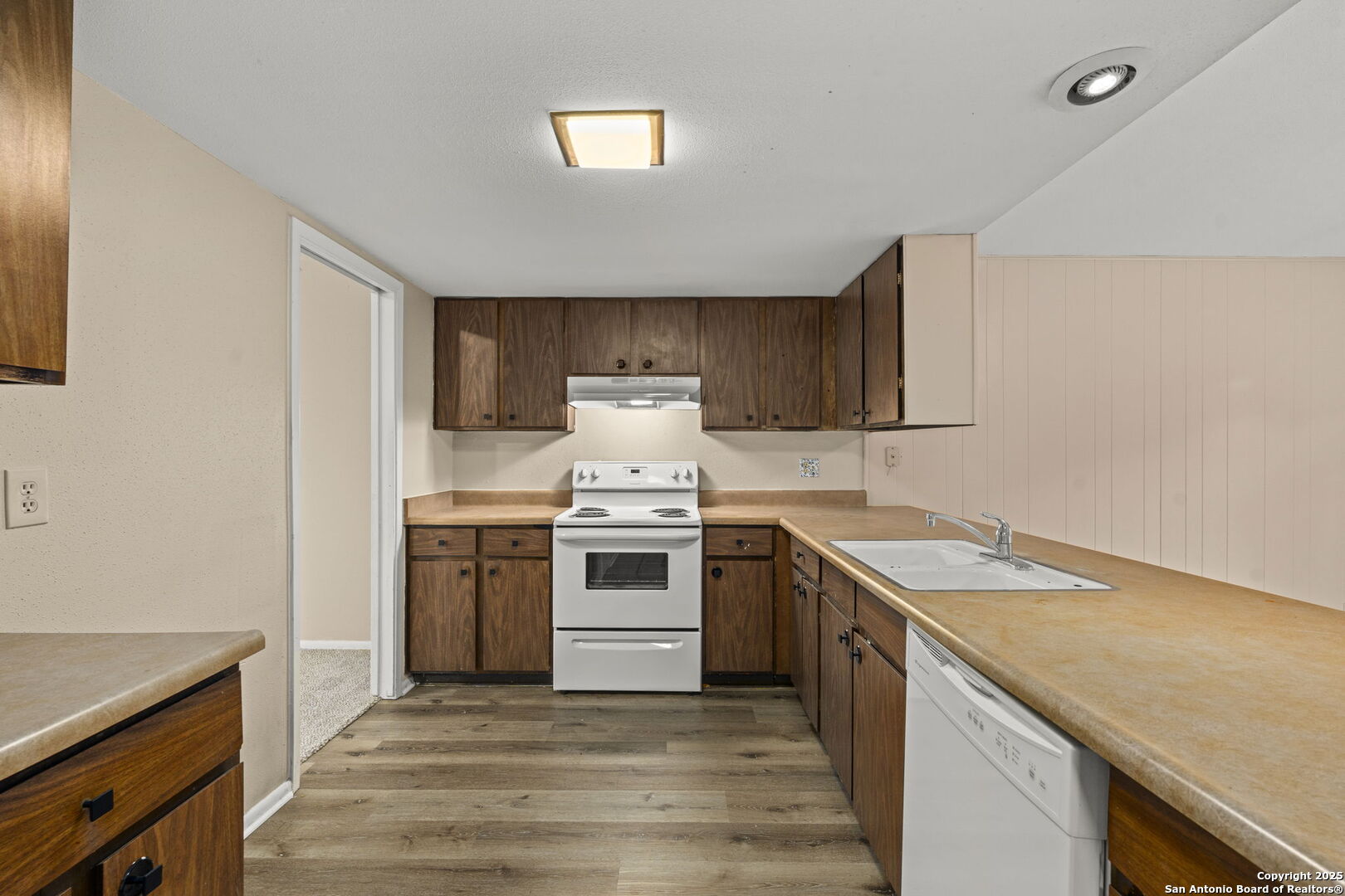 538 Shin Oak