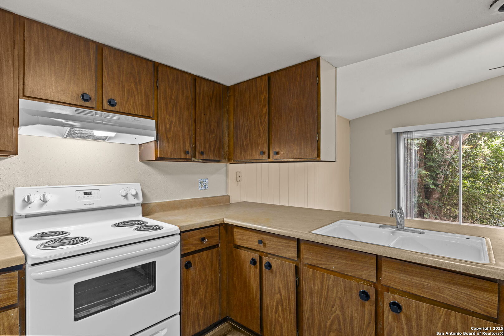 538 Shin Oak