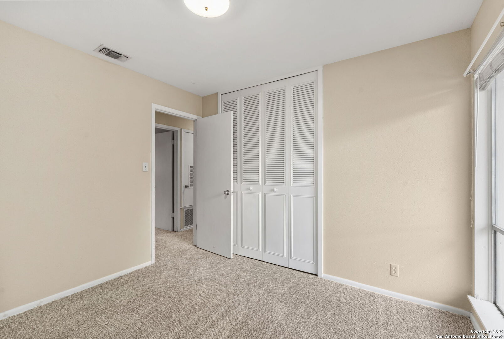 538 Shin Oak