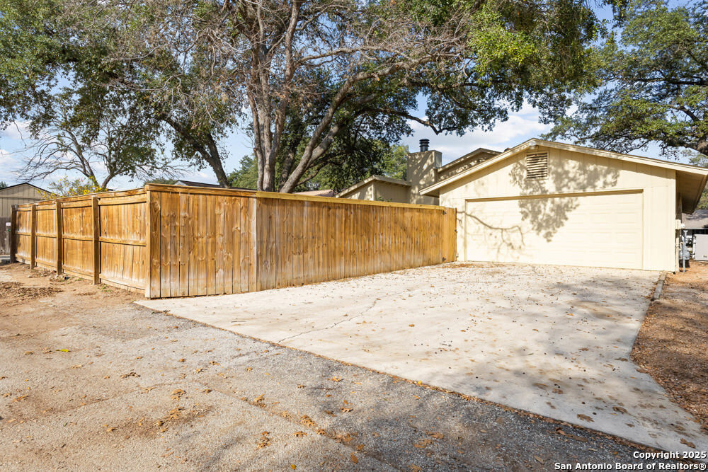 13731 Castle Grove Dr.