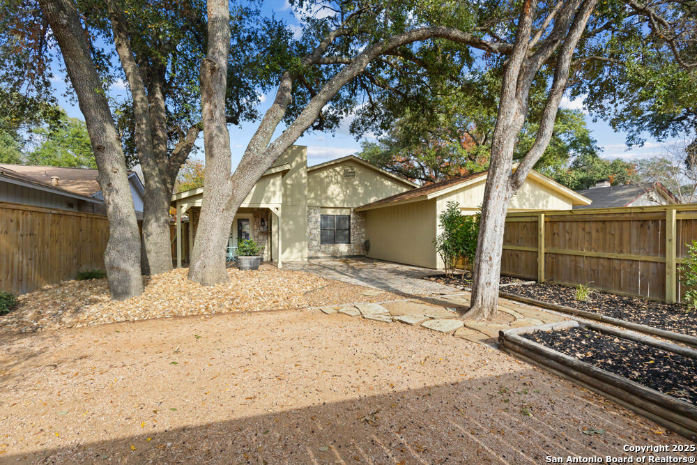 13731 Castle Grove Dr.