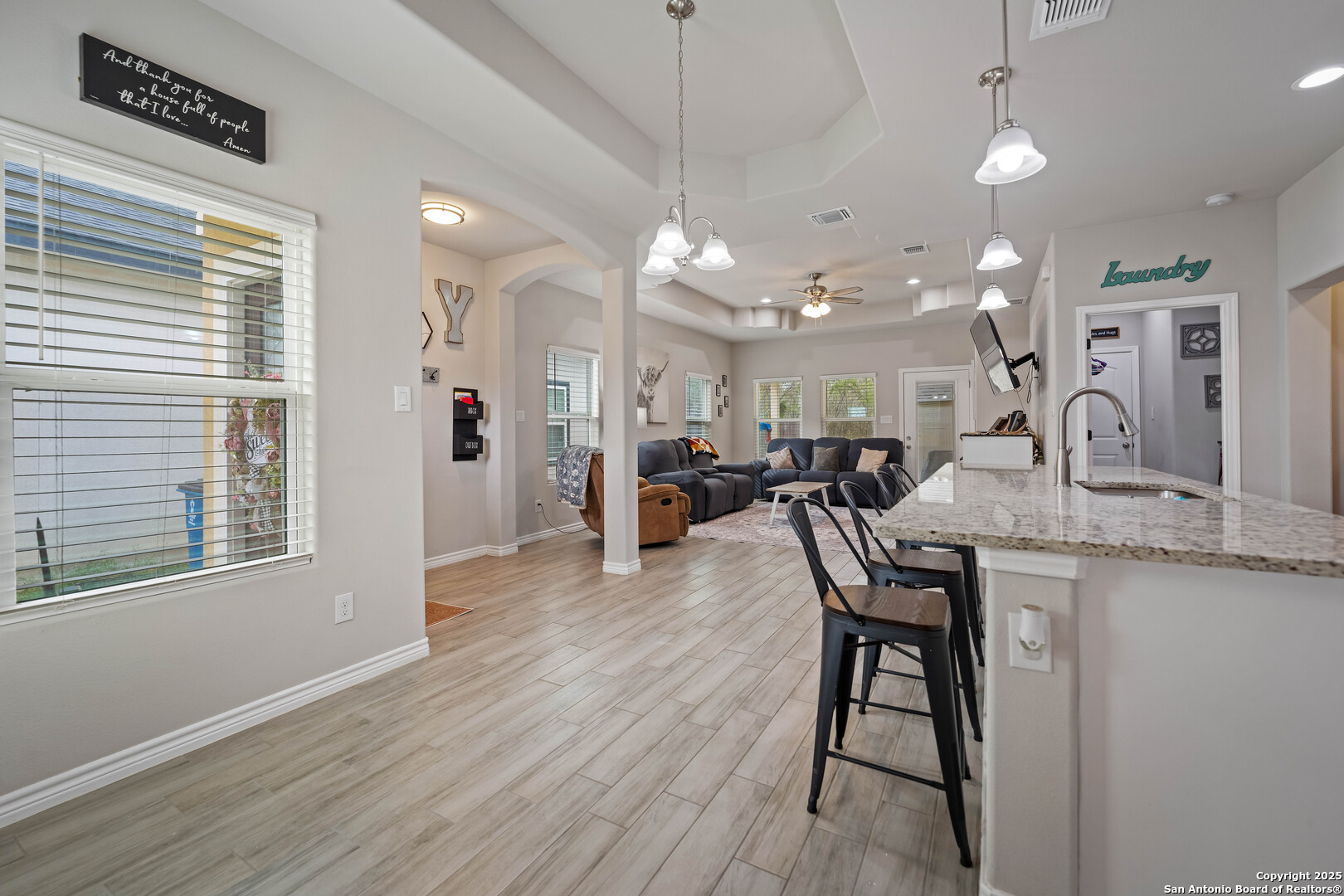 760 Crestview