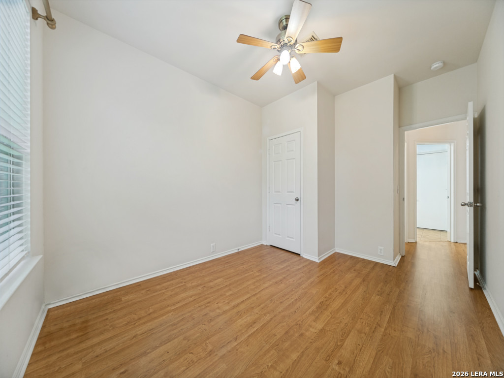 20811 Encino Pebble