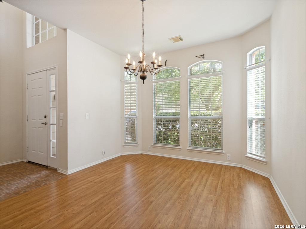 20811 Encino Pebble