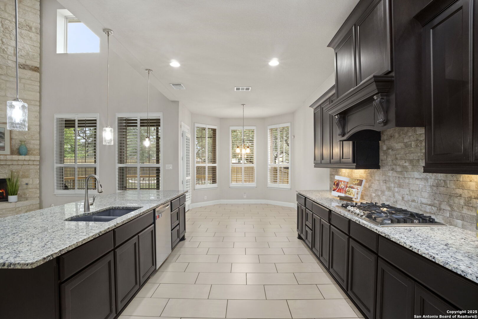 27310 Camellia Trace