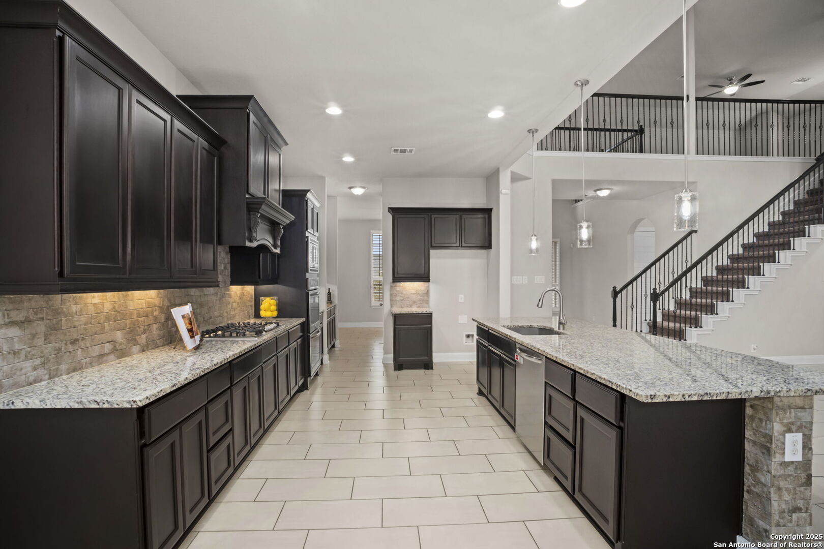 27310 Camellia Trace