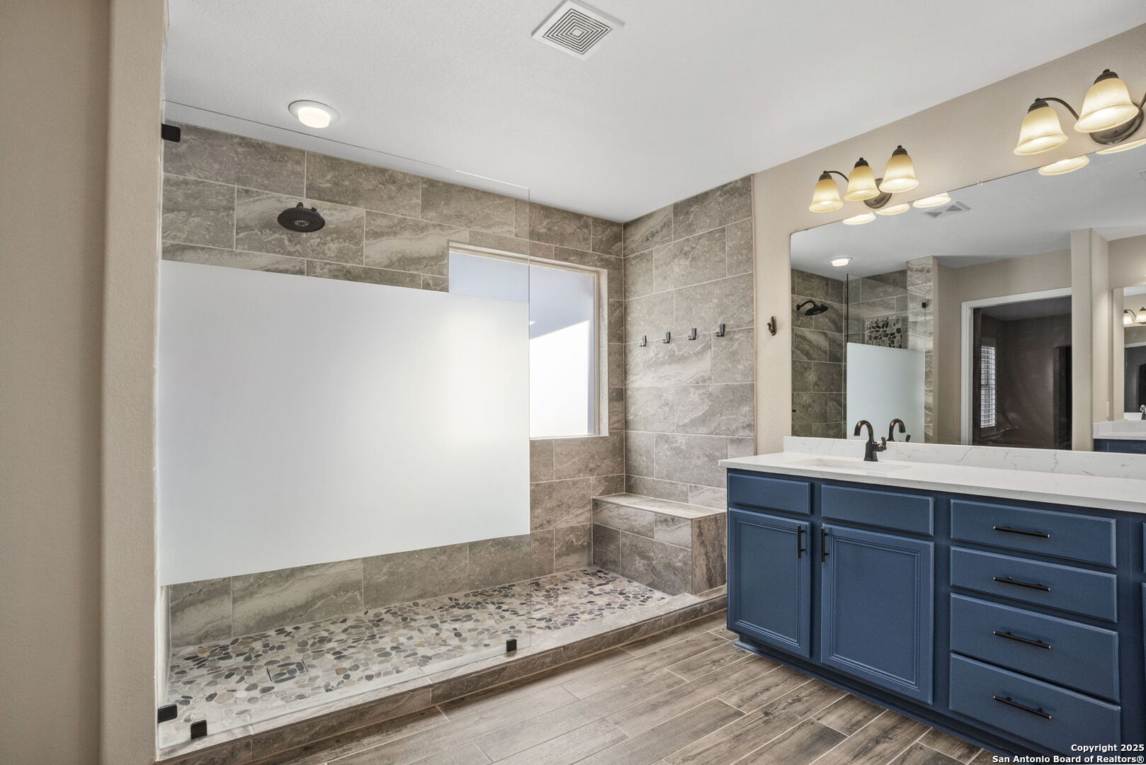 4002 Calle De Cobre