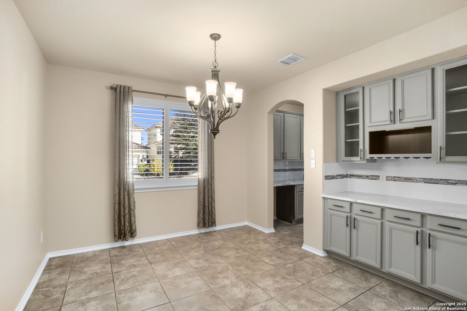 4002 Calle De Cobre