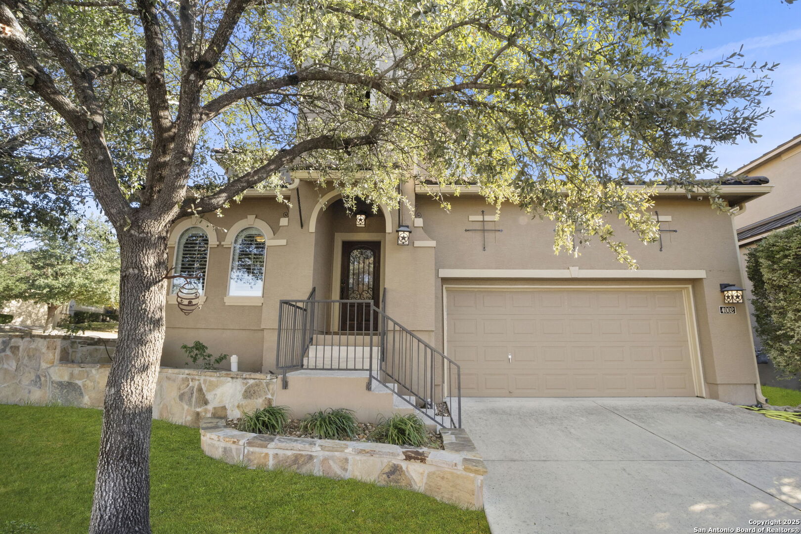 4002 Calle De Cobre