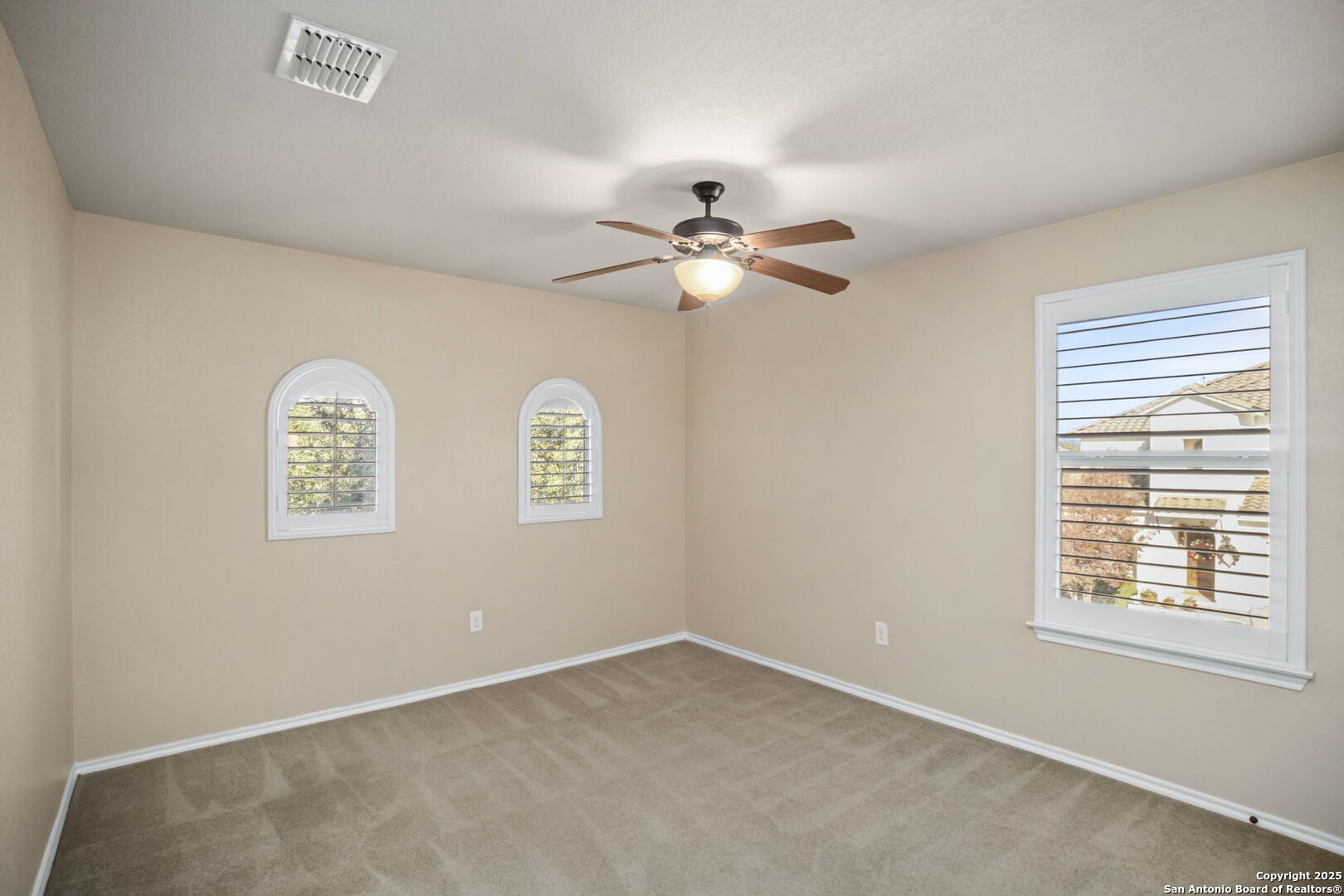 4002 Calle De Cobre