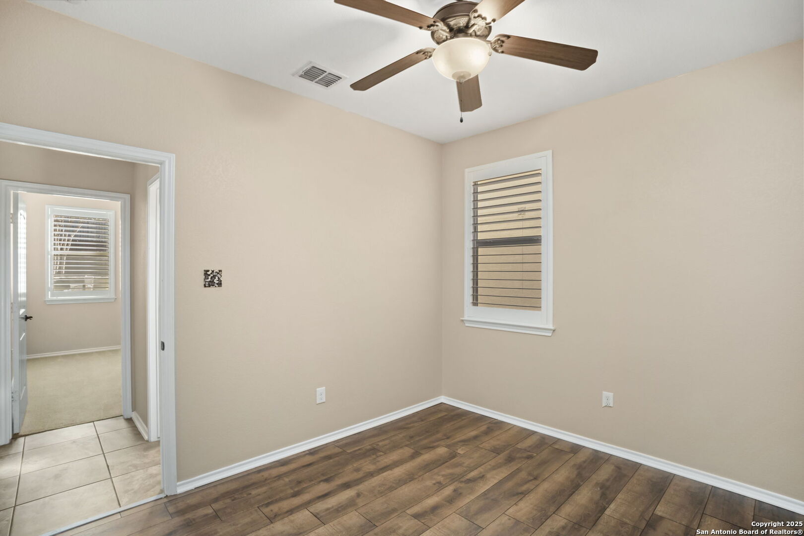 4002 Calle De Cobre